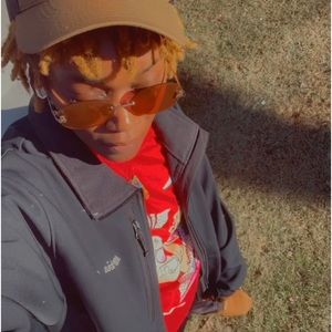 Meet your Posher, Camura